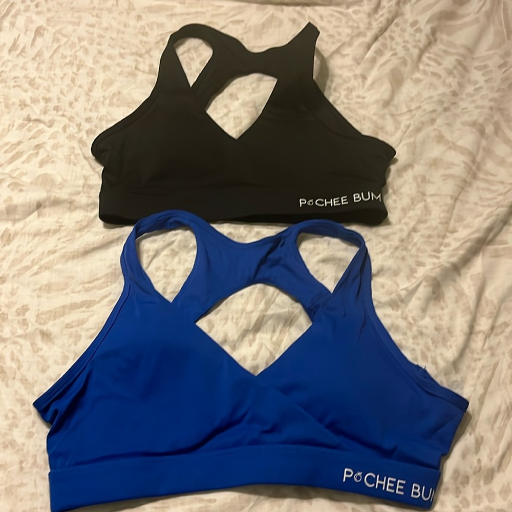 2 sports bras